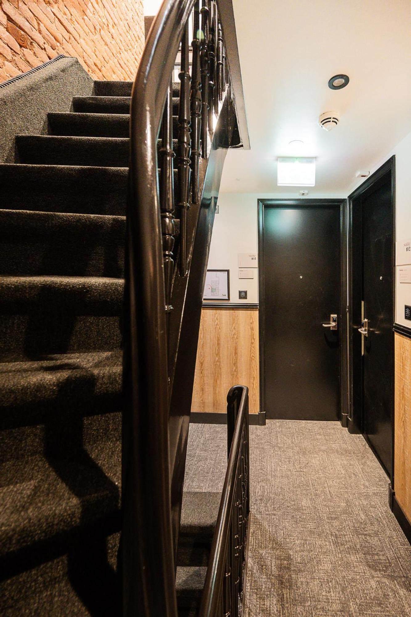 Limehome Amsterdam Leidsekruisstraat Экстерьер фото