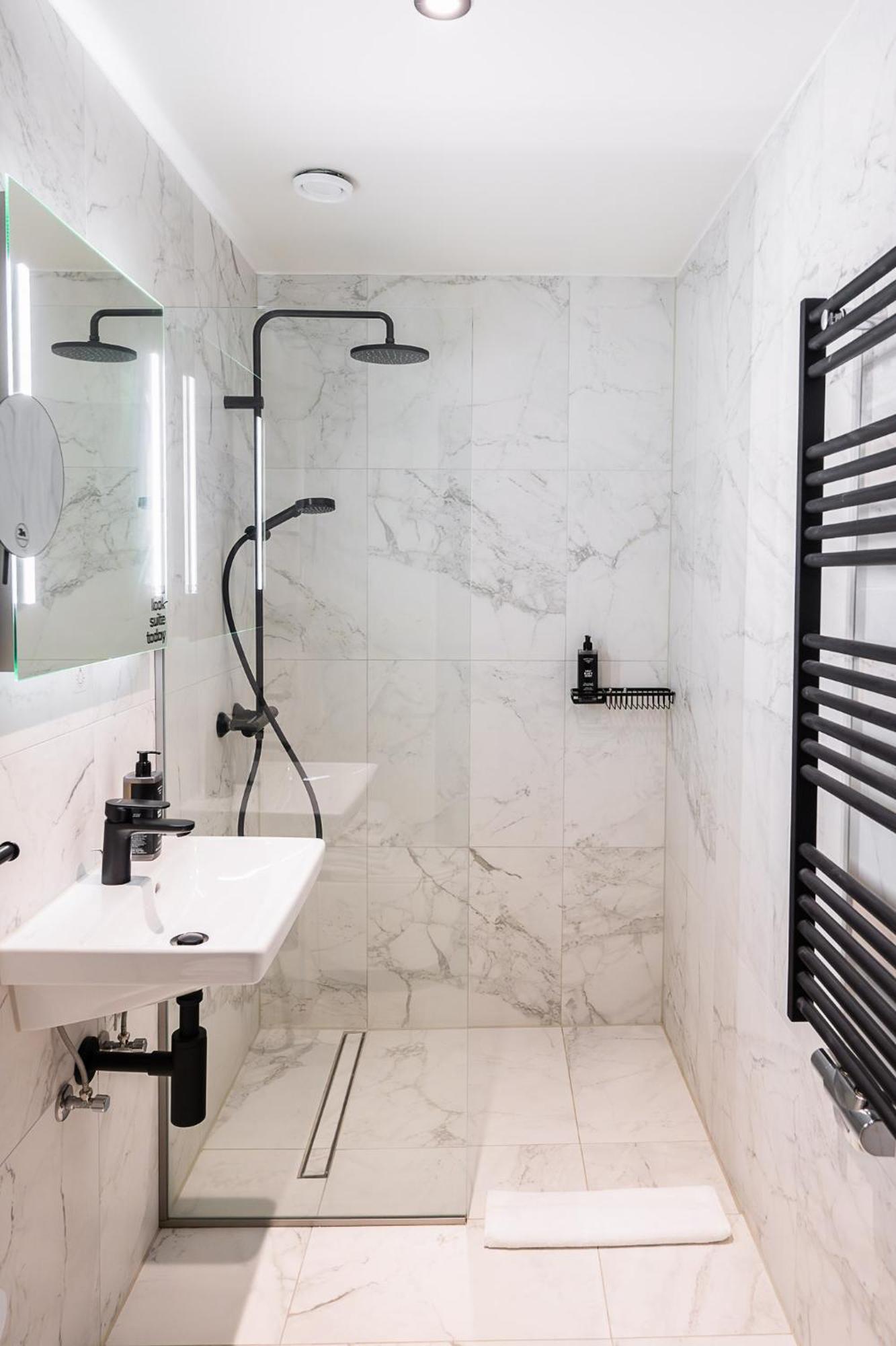 Limehome Amsterdam Leidsekruisstraat Экстерьер фото